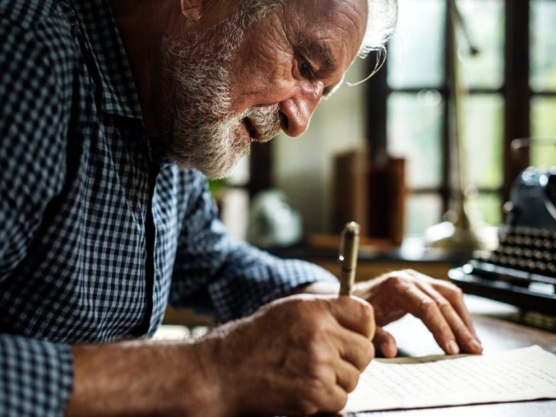 Let’s Make This Go Viral: A Man With Dementia Writes a Touching Letter to His&nbsp;Family